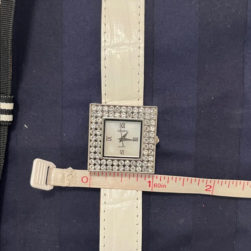 Gruen Silvertone Square Watch‎ with Interchangeable Leather Straps